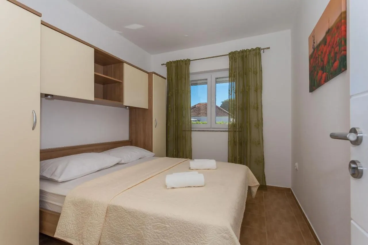 Villa Caper Biograd Na Moru Croatia