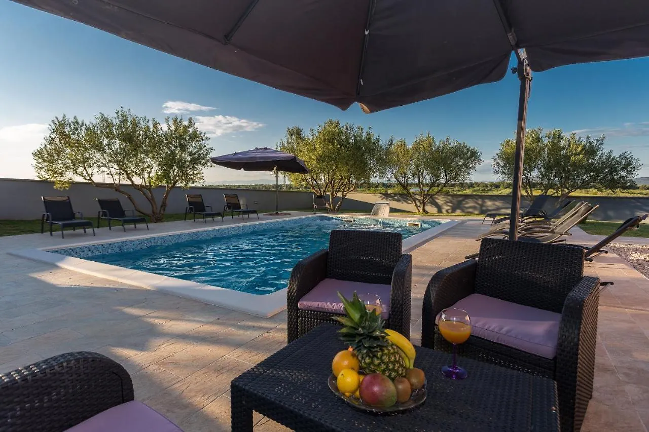 Villa Caper Biograd Na Moru Croatia